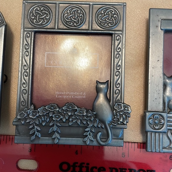 Austin Collection set of 3 small frames cats sitting in the windowNEW NEVER USED - Picture 7 of 8